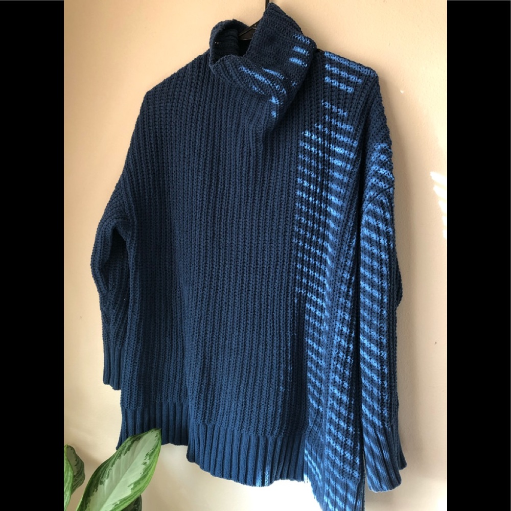 Oversized turtleneck